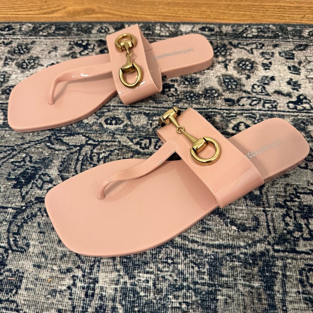 JEFFREY CAMPBELL Women’s 8 Anthro A Lil Bit Shiny Slip On Jelly Sandals Thong - Picture 3 of 5
